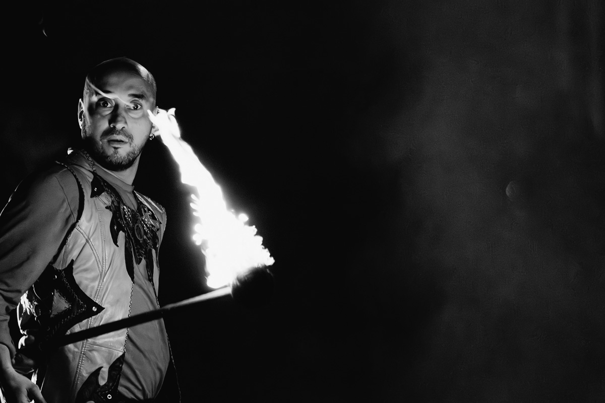 Schwarz-Weißes Feuer